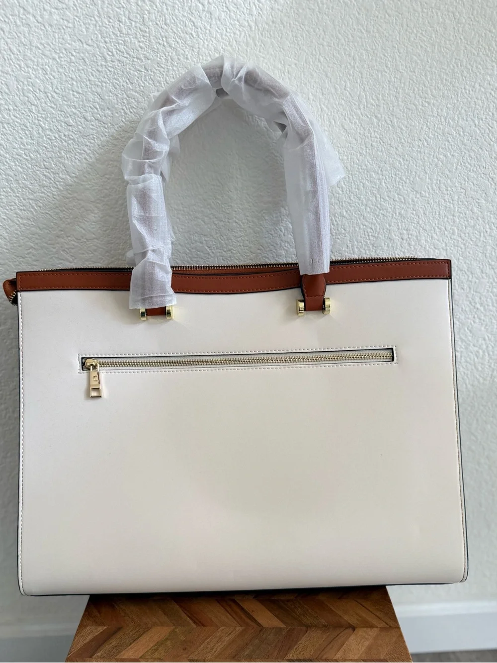 Tan Cream Laptop Briefcase Structured Work Tote 15.6”